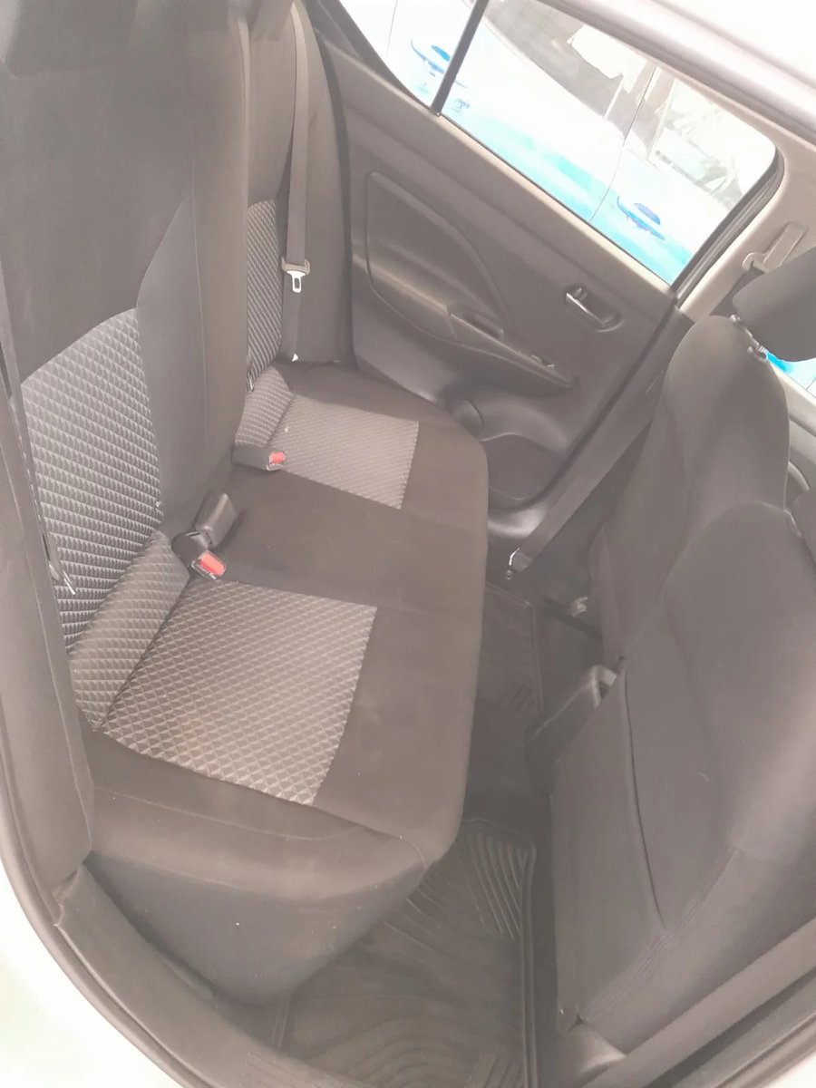 Nissan VERSA 2023 - Imagen 7 de 8