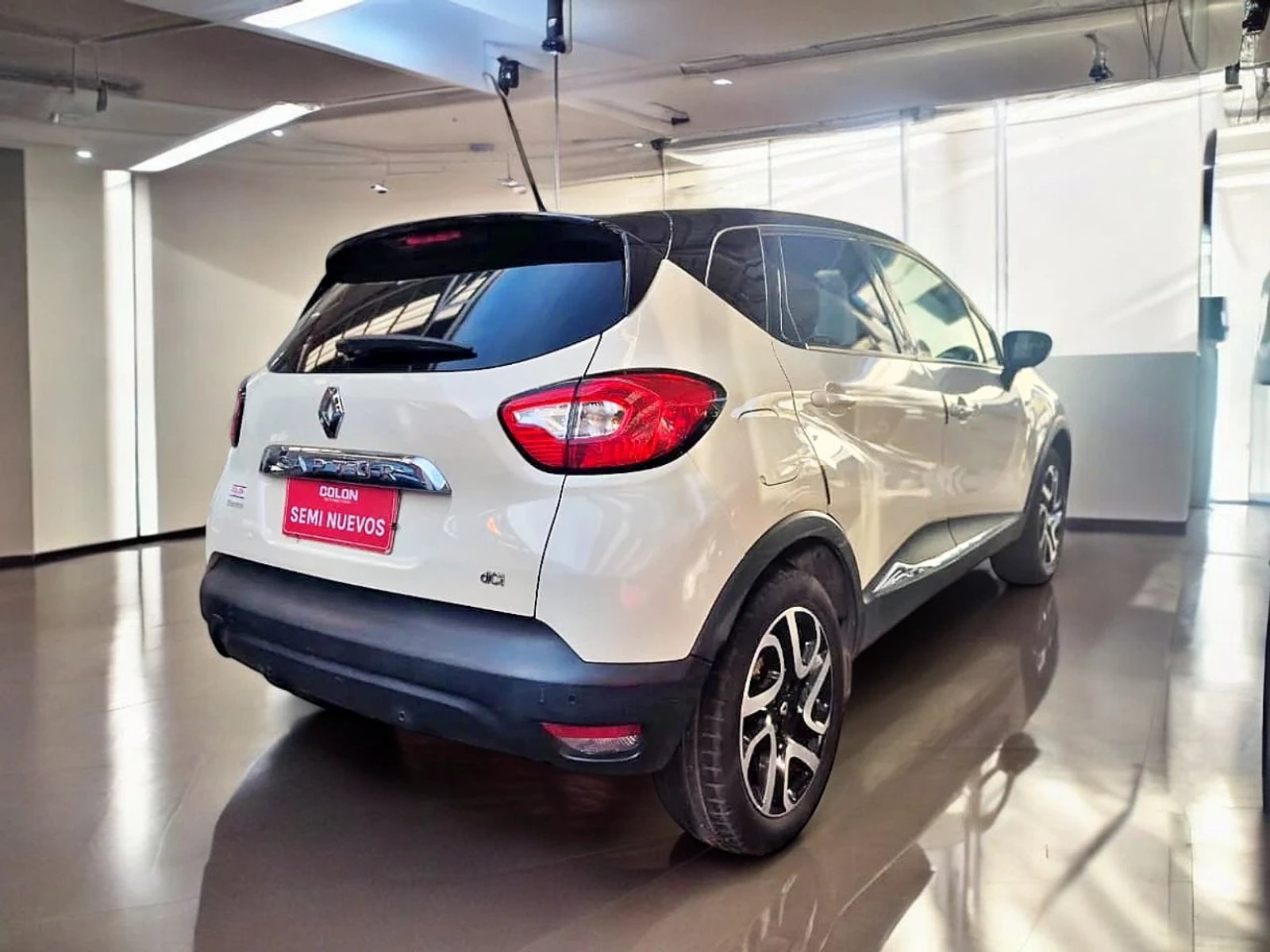 Renault CAPTUR DYNAMIQUE 1.5 2016 - Imagen 6 de 13