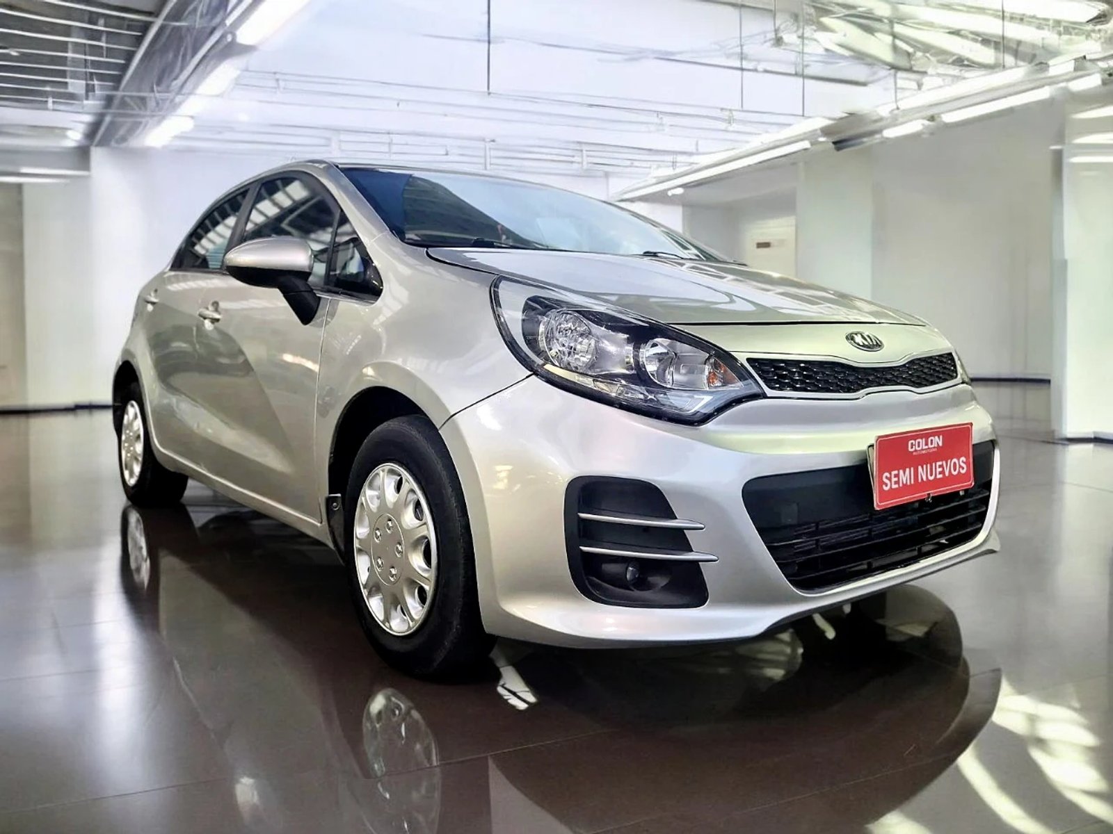 Kia RIO 5 EX 1.4L 6MT AC 2017 - Imagen 3 de 13