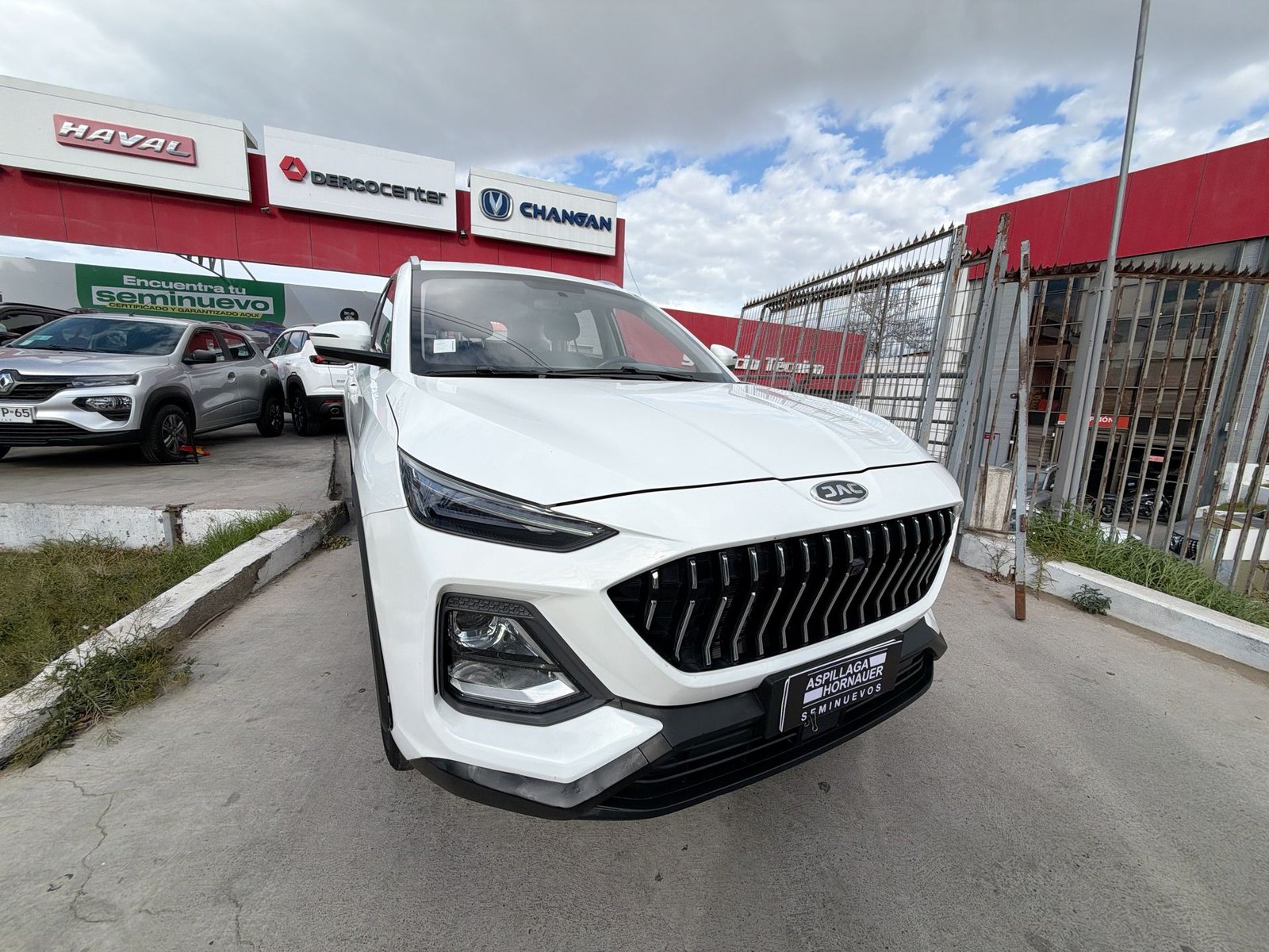 JAC JS8 LUXURY SE 2023 - Foto 2 de 2