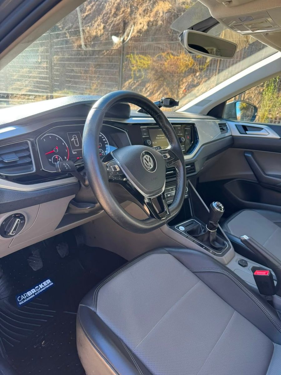 Volkswagen POLO 1.6 HIGHLINE MT 2021 - Imagen 9 de 15
