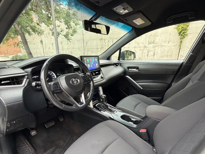 Toyota COROLLA CROSS 1.8 XEI HYBRID 2023 - Imagen 13 de 20