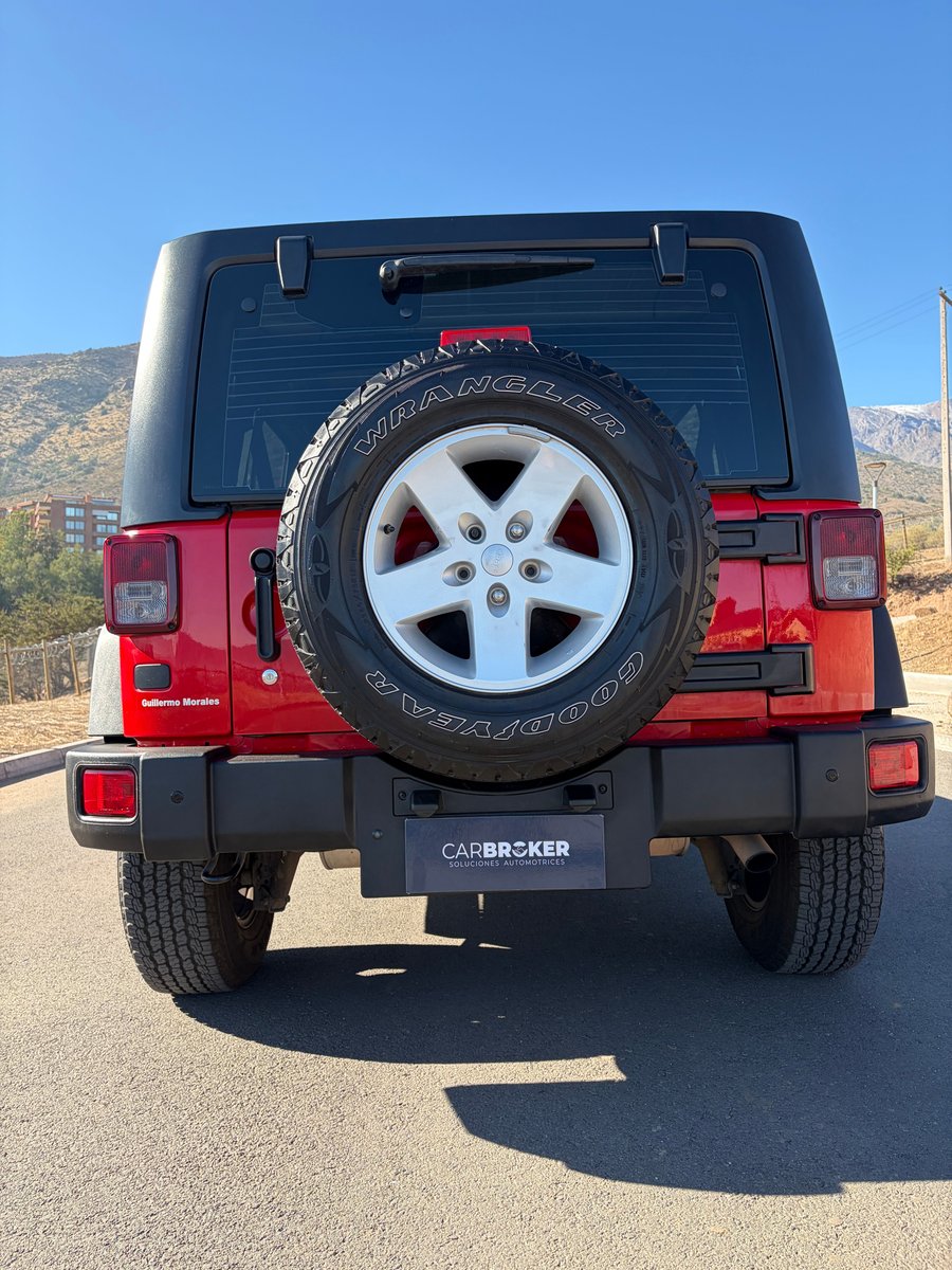 JEEP WRANGLER SPORT UNLIMITED 2018 - Imagen 6 de 18