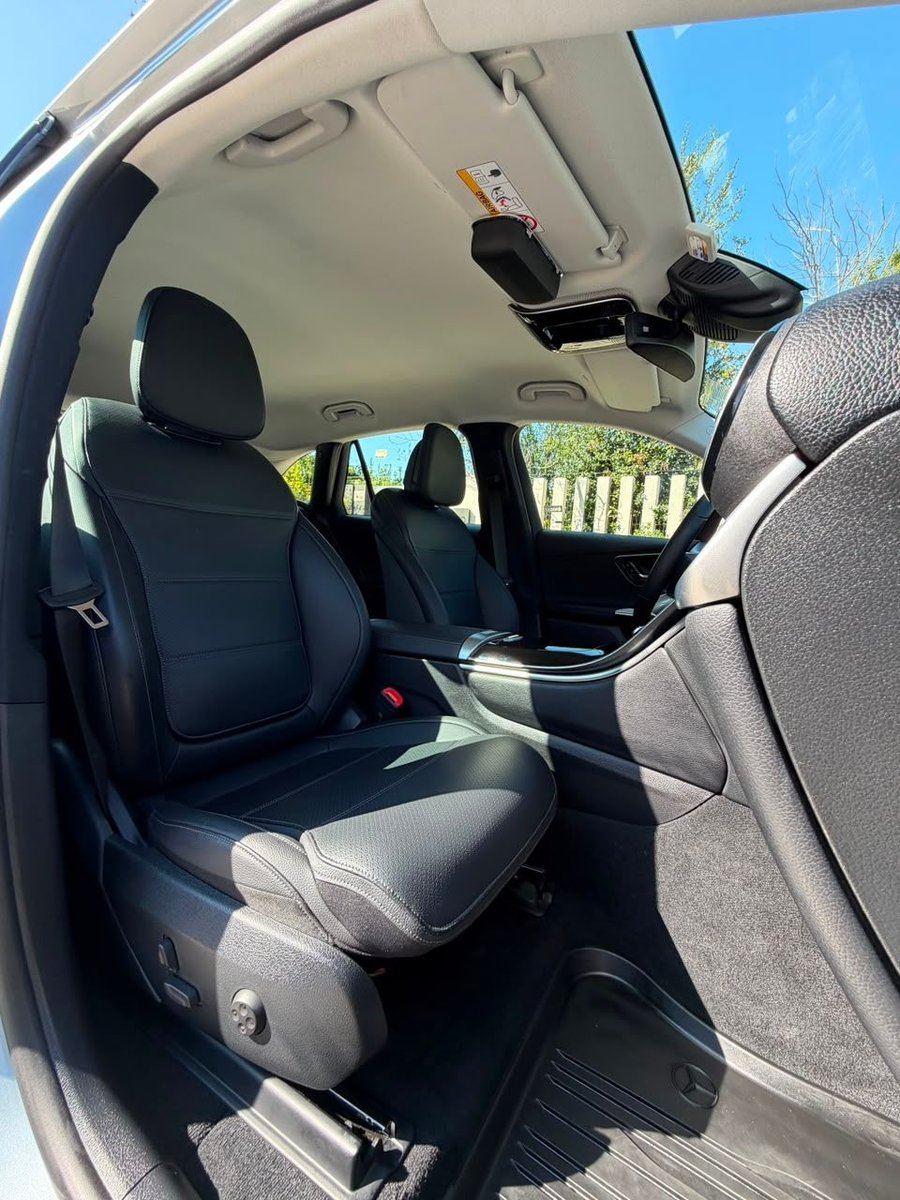 Mercedes-Benz GLC 220d 2025 - Imagen 17 de 20