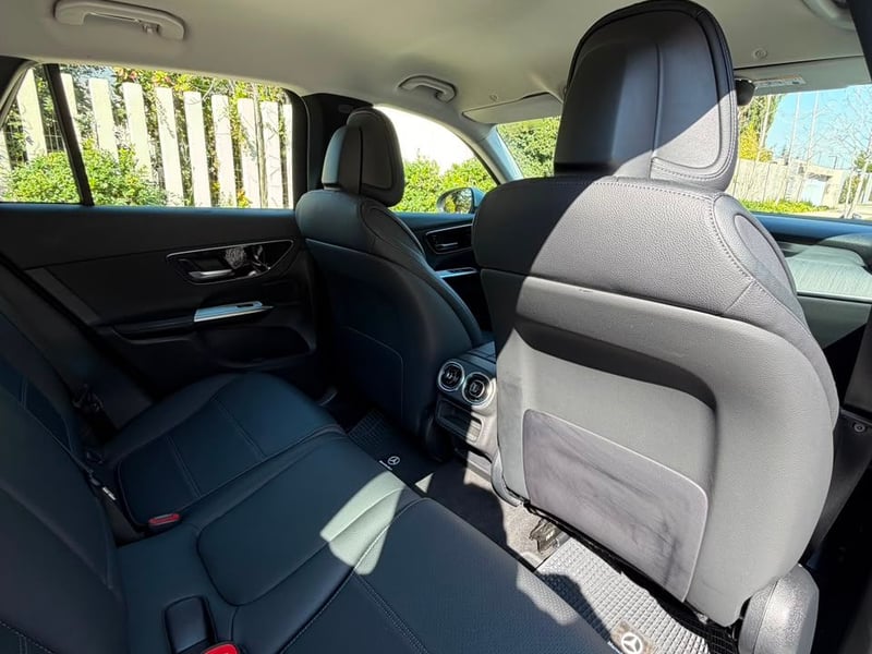 Mercedes-Benz GLC 220d 2025 - Imagen 15 de 20