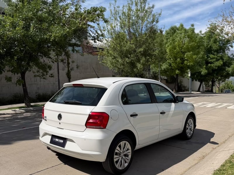 Volkswagen GOL 1.6 COMFORTLINE 2020 - Imagen 7 de 20