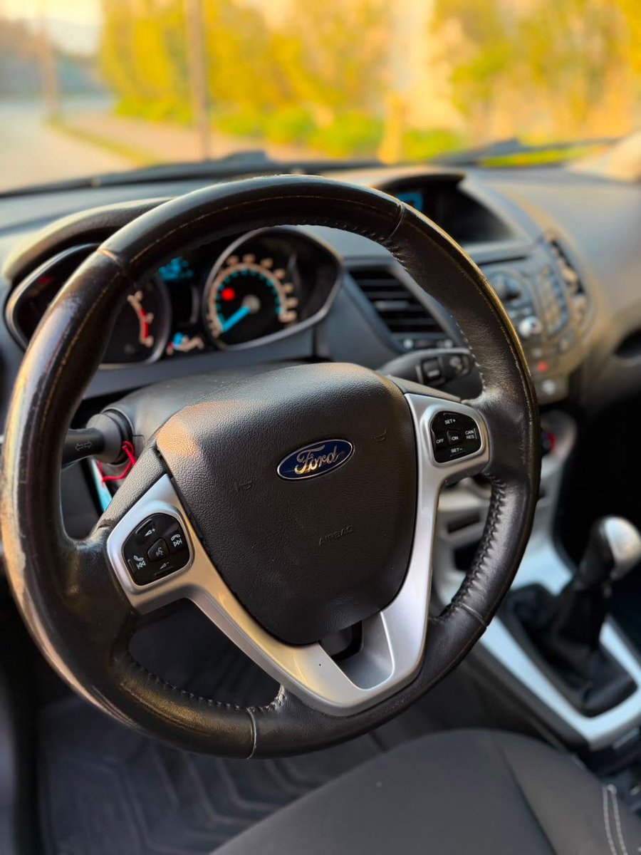 Ford FIESTA  SE 1.6 2014 - Imagen 20 de 20