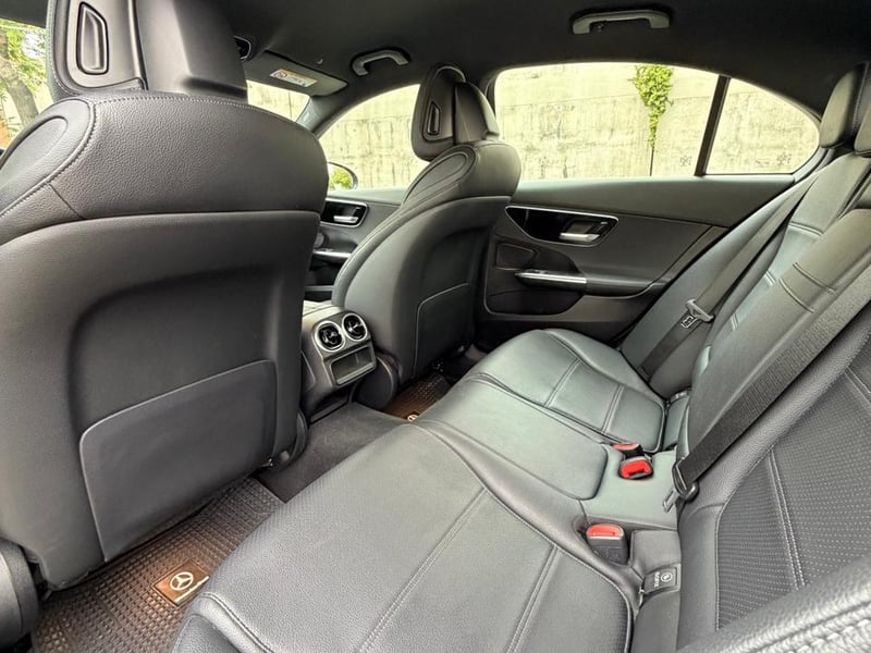 Mercedes-Benz C 200 2023 - Imagen 13 de 20