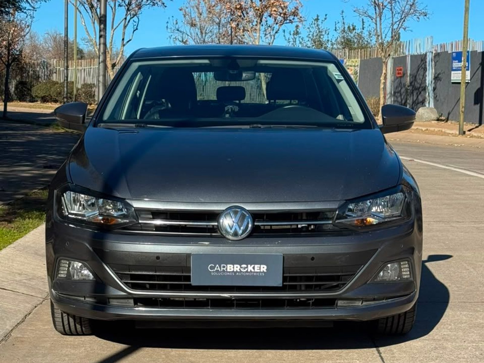 Volkswagen POLO 1.6 HIGHLINE MT 2021 - Foto 2 de 15