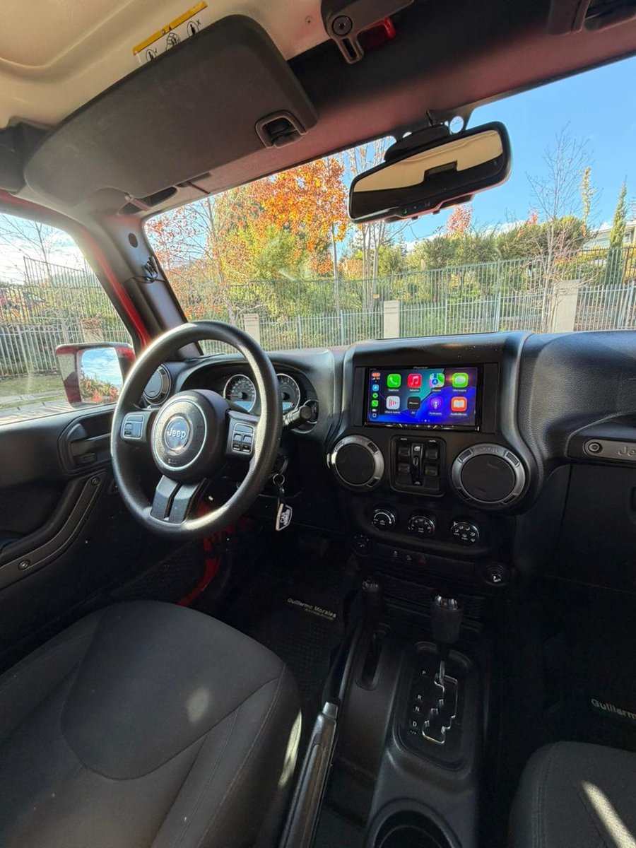 JEEP WRANGLER SPORT UNLIMITED 2018 - Imagen 15 de 18