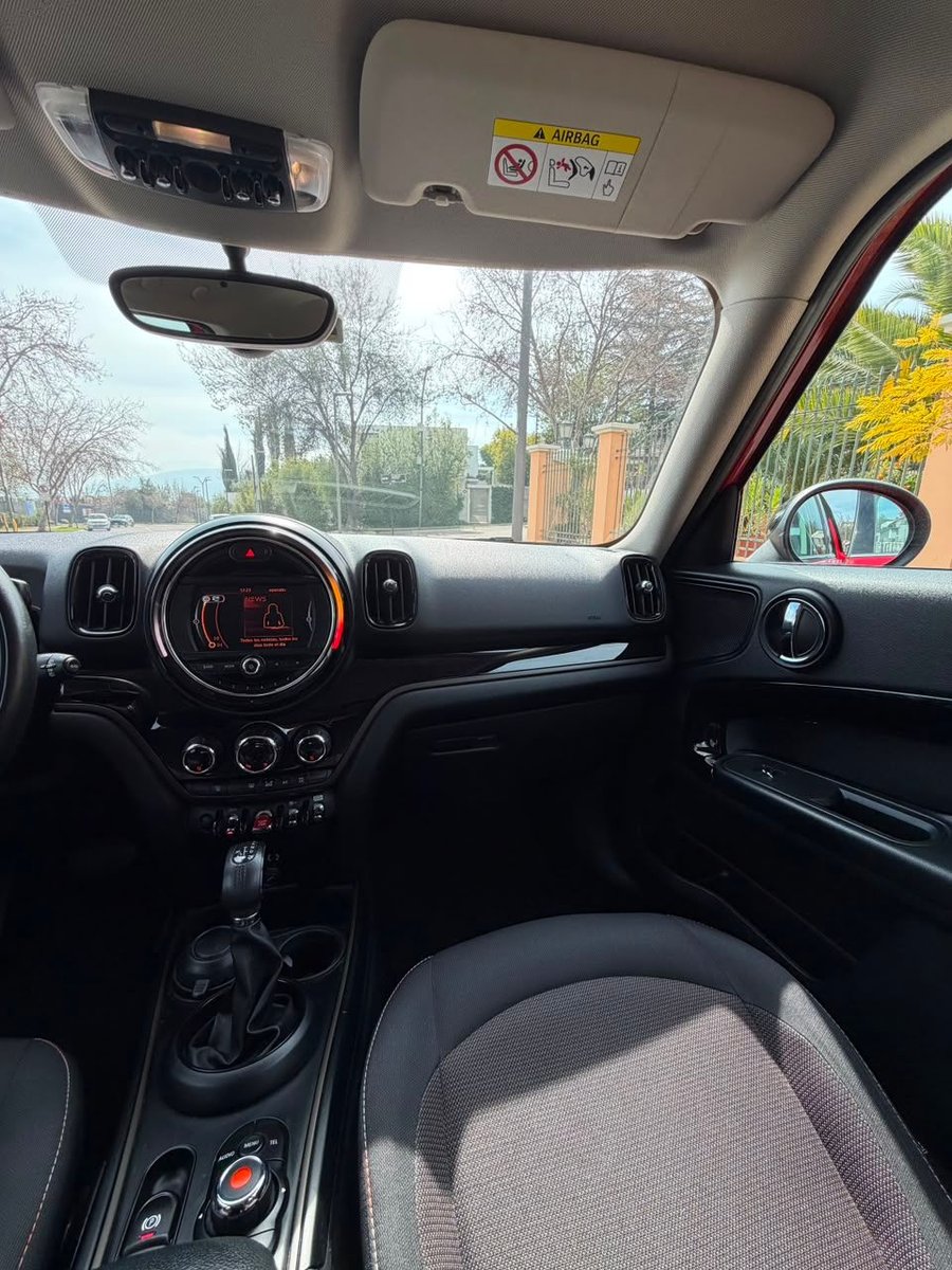 Mini MINI COOPER COUNTRYMAN 2018 - Imagen 19 de 20