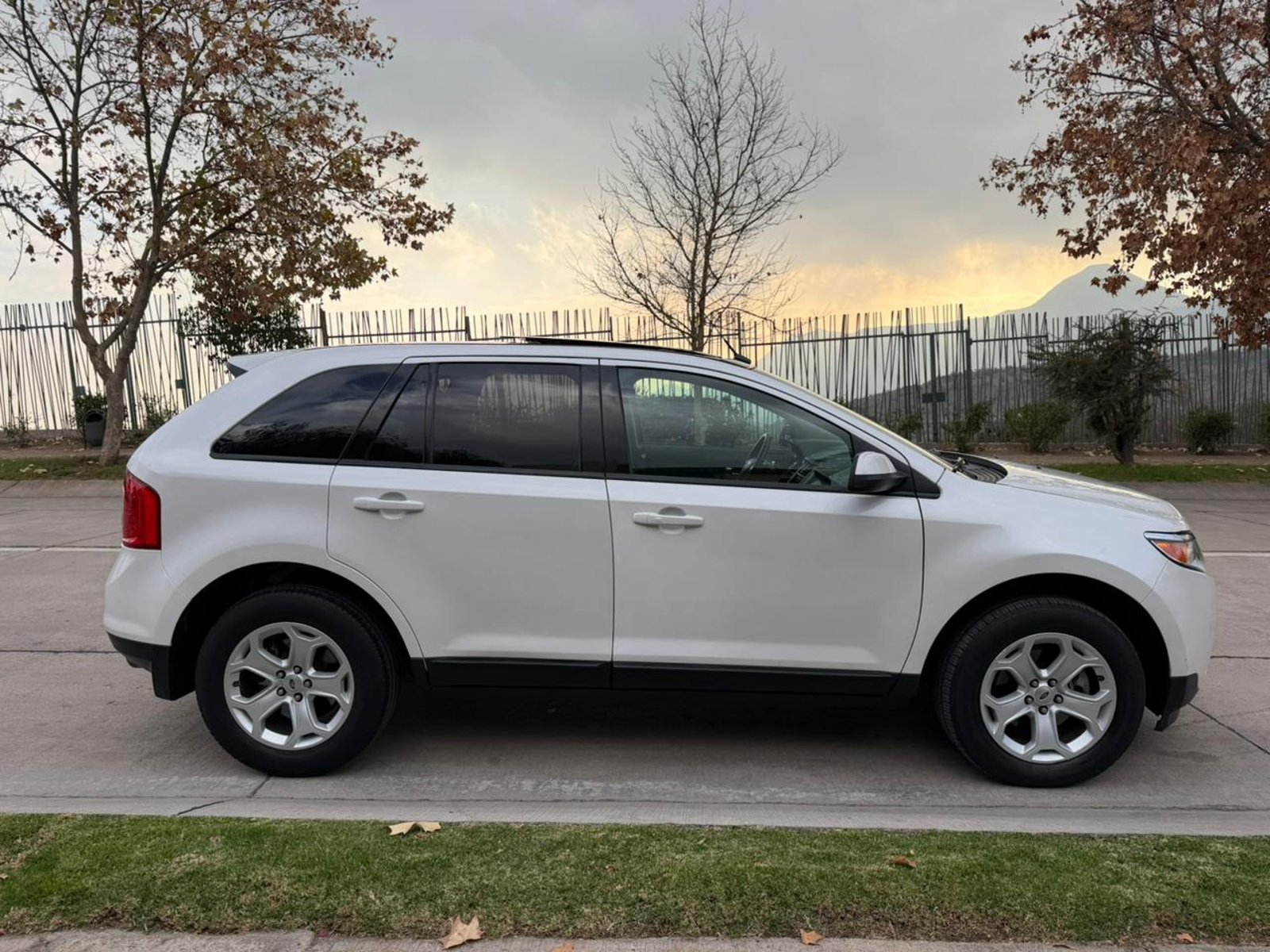 Ford EDGE SEL 3.5 v6 AWD 2015 - Imagen 6 de 20