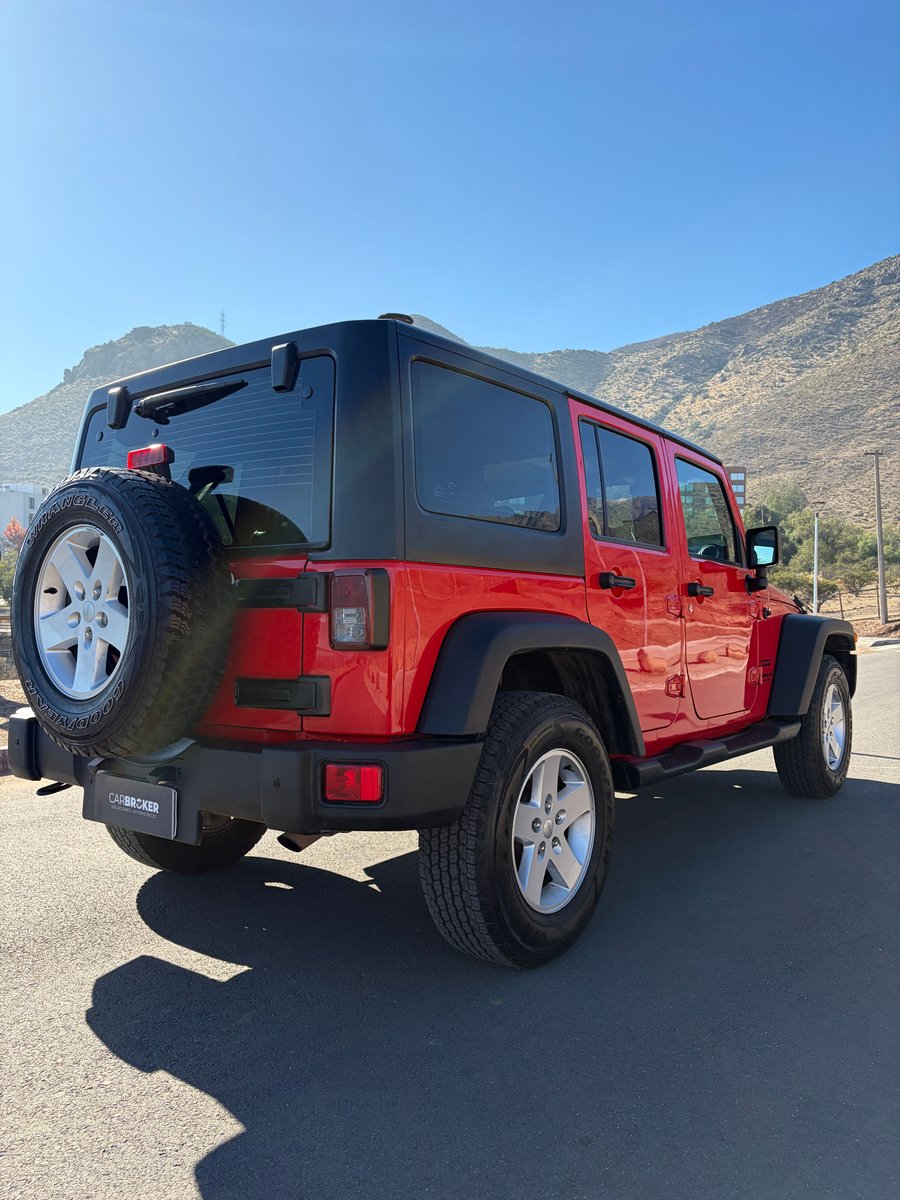 JEEP WRANGLER SPORT UNLIMITED 2018 - Imagen 8 de 18