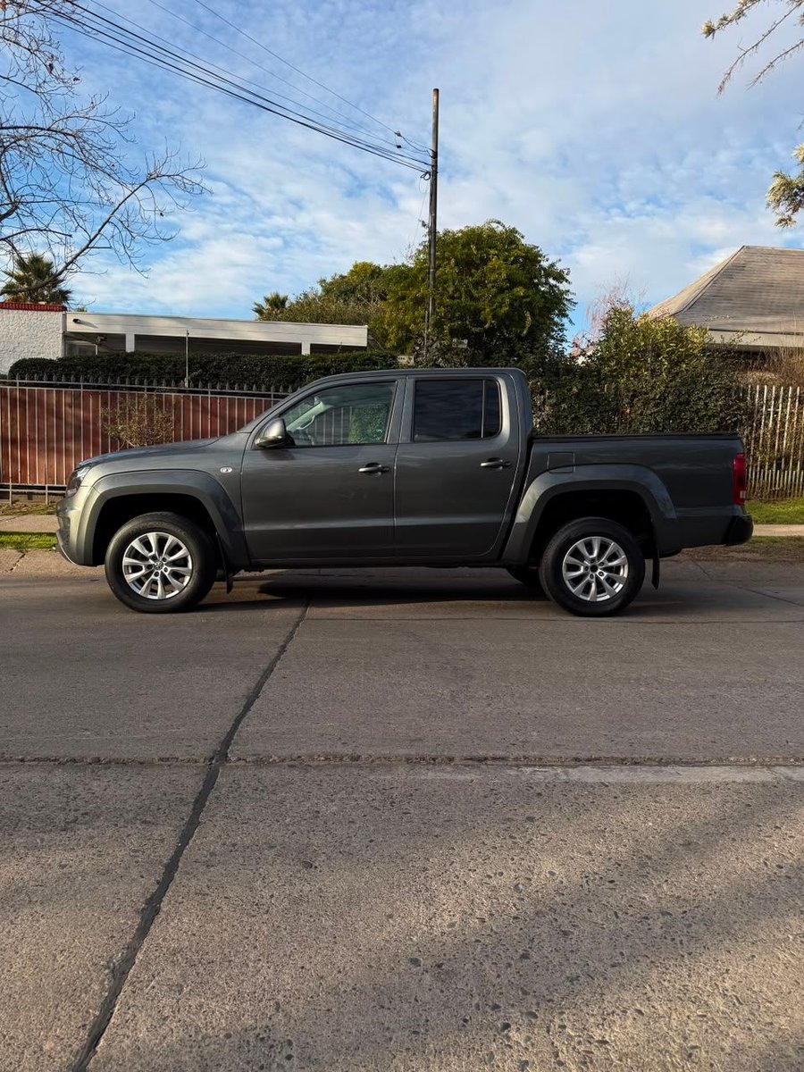 VOLKSWAGEN AMAROK TRENDLINE 2.0 TDI 2023 - Foto 4 de 20