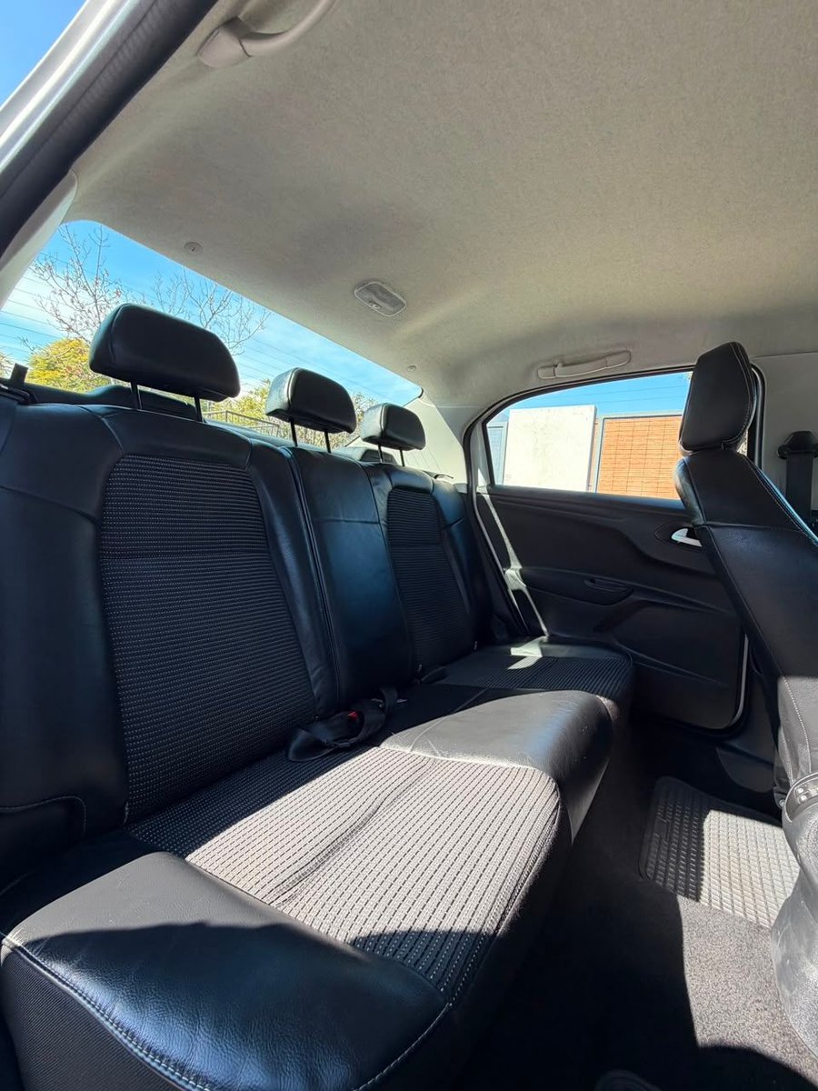 Peugeot 301 ALLURE 1.6 HDI 2022 - Imagen 14 de 20