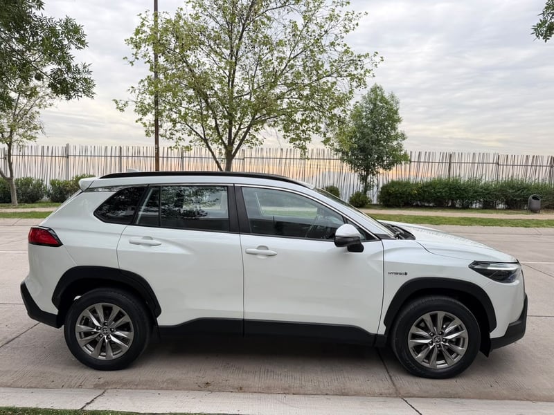 Toyota COROLLA CROSS 1.8 XEI HYBRID 2023 - Imagen 6 de 20