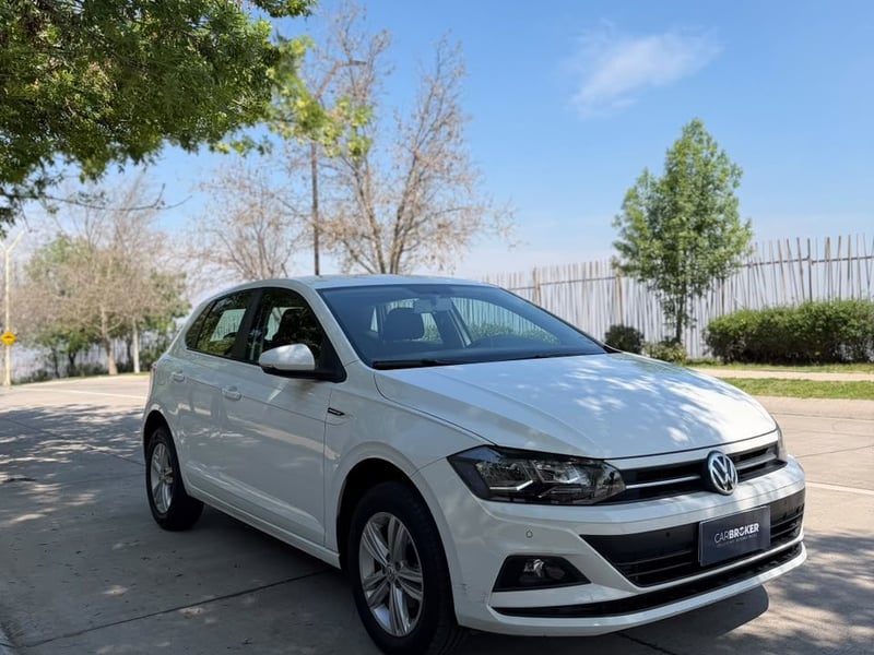 Volkswagen POLO 1.6 COMFORTLINE MT 2021 - Imagen 3 de 20