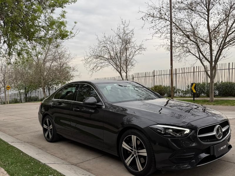 Mercedes-Benz C 200 2023 - Imagen 3 de 20