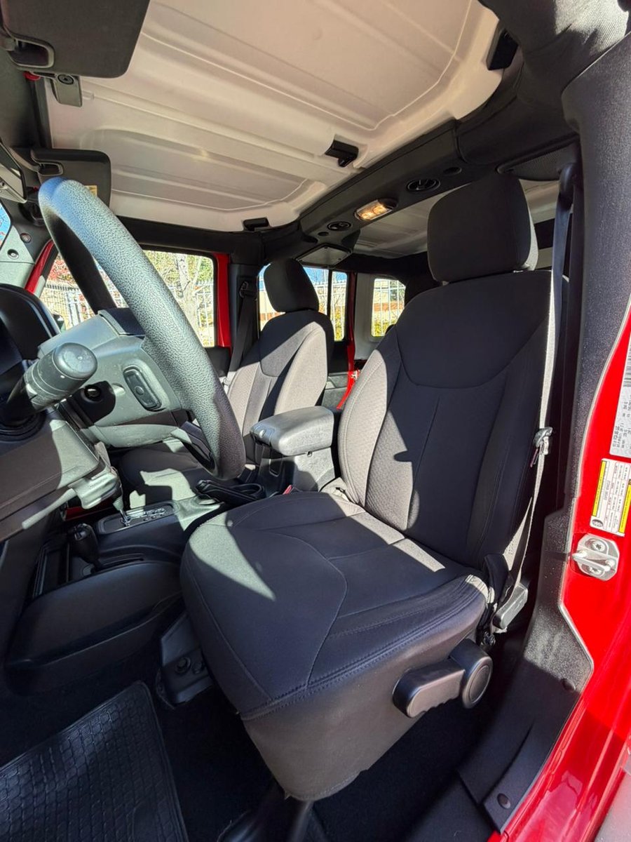 JEEP WRANGLER SPORT UNLIMITED 2018 - Imagen 9 de 18