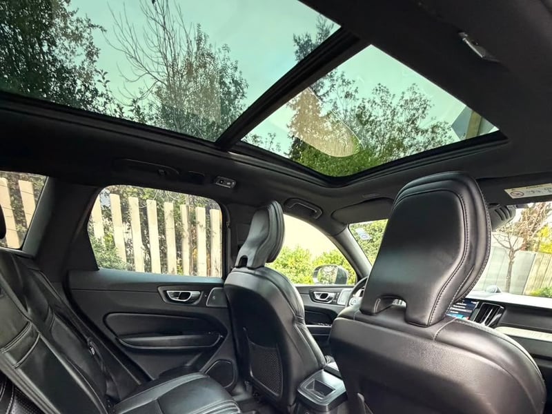 Volvo XC60 T8 RECHARGE INSCRIPTION 2019 - Imagen 16 de 20