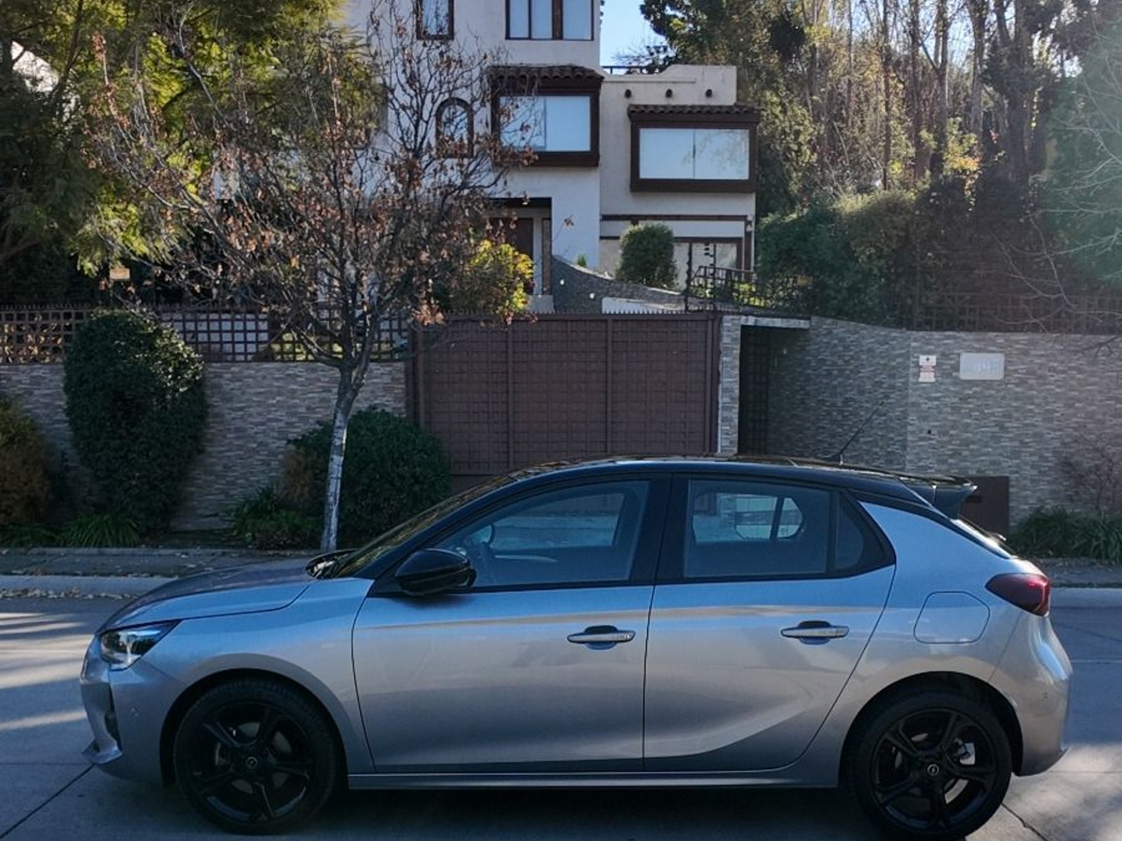 Opel CORSA 1.2 TURBO GS LINE 2022 - Foto 4 de 18