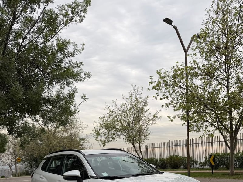 Toyota COROLLA CROSS 1.8 XEI HYBRID 2023 - Imagen 3 de 20