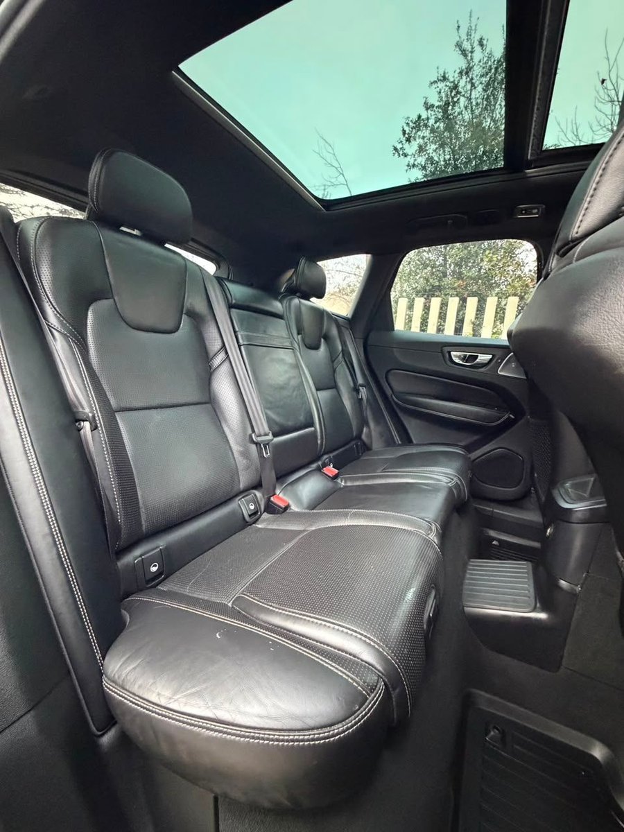 Volvo XC60 T8 RECHARGE INSCRIPTION 2019 - Imagen 17 de 20
