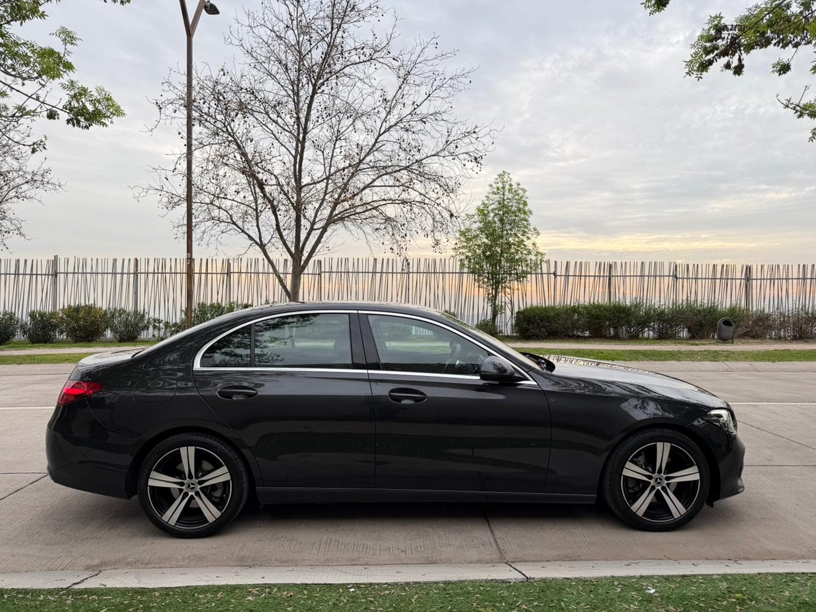 Mercedes-Benz C 200 2023 - Foto 5 de 20