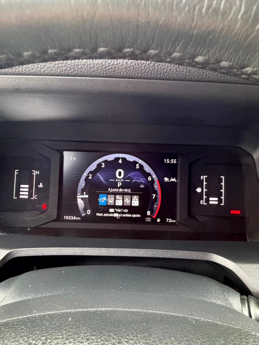 Toyota 4RUNNER SR5 4X4 2025 - Imagen 18 de 20
