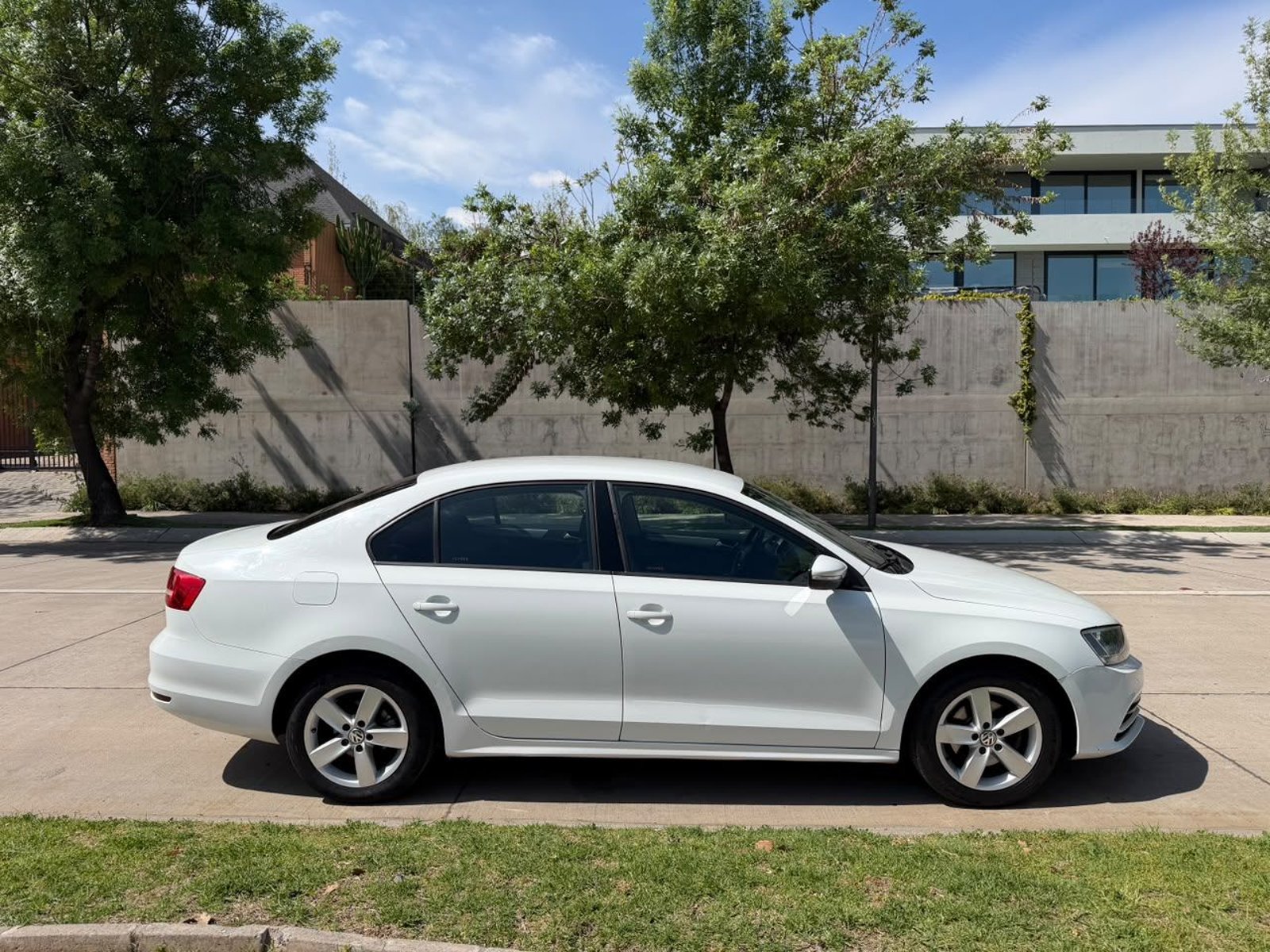 Volkswagen BORA 1.4 TSI ADVANCE 2015 - Foto 5 de 20