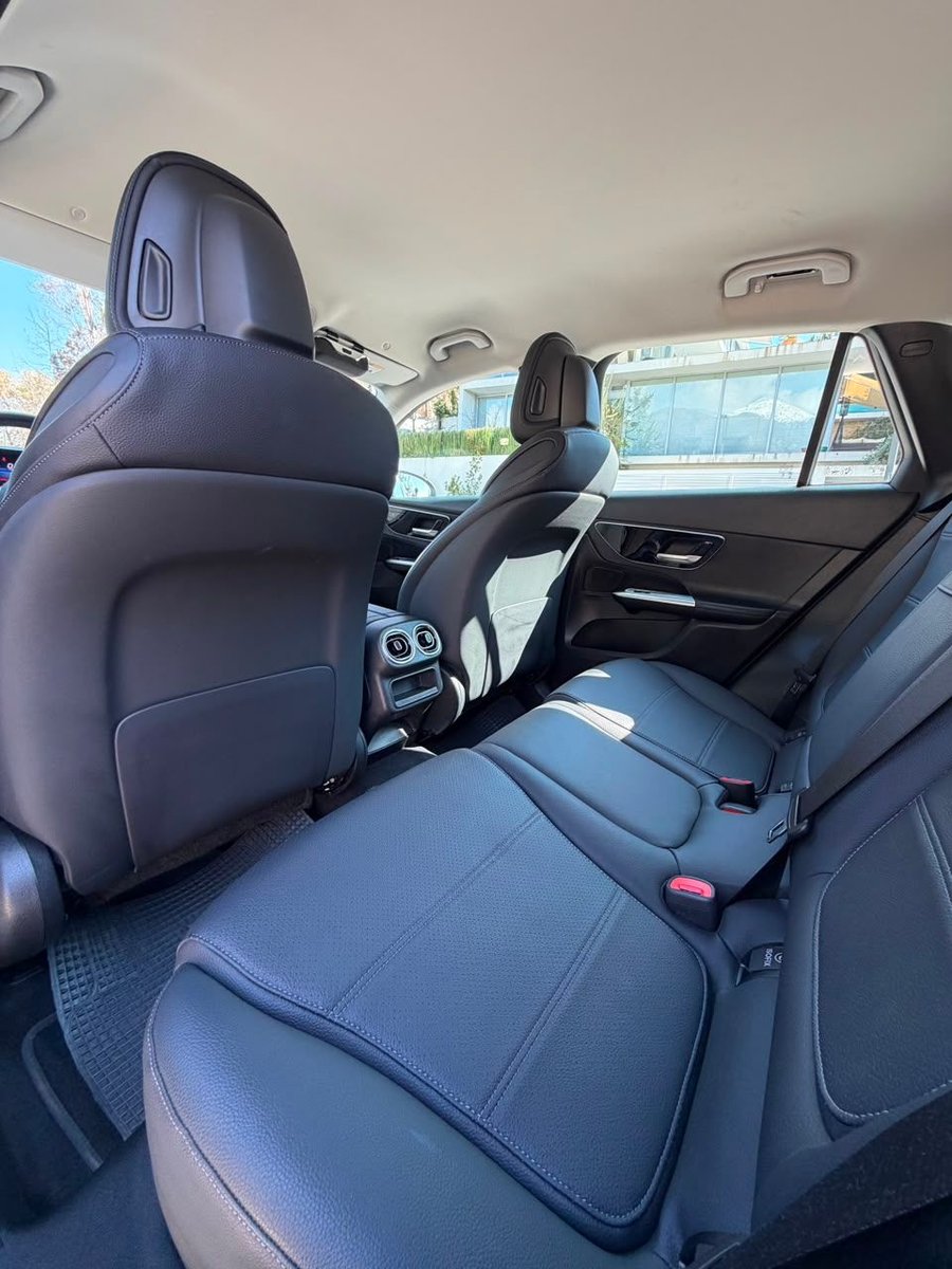 Mercedes-Benz GLC 220d 2025 - Imagen 18 de 20
