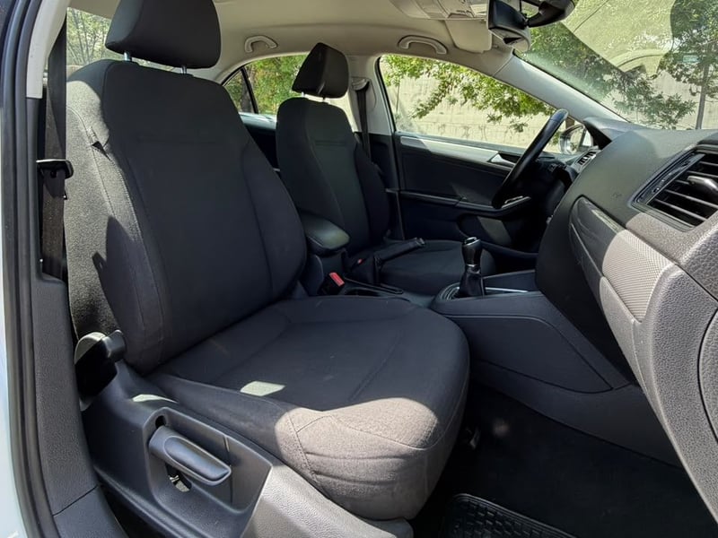 Volkswagen BORA 1.4 TSI ADVANCE 2015 - Imagen 19 de 20