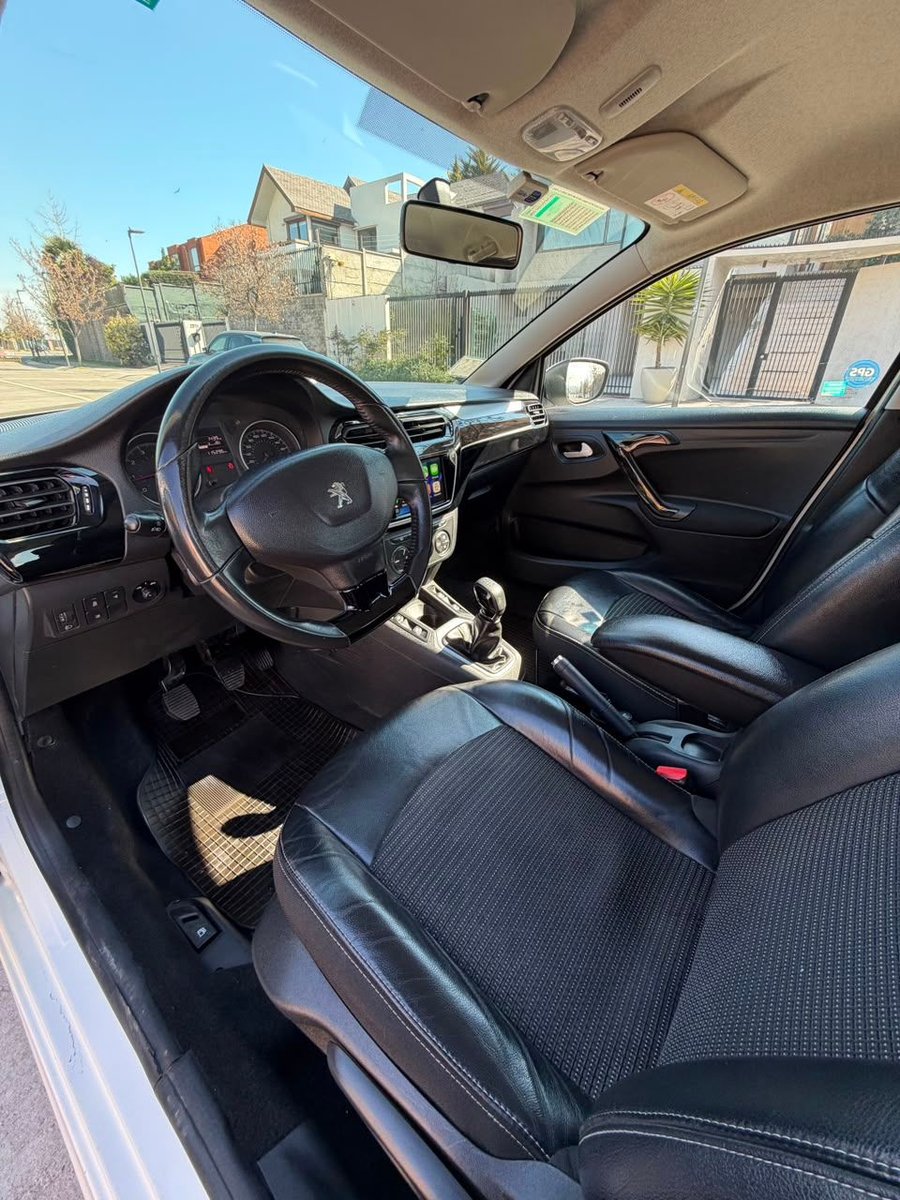 Peugeot 301 ALLURE 1.6 HDI 2022 - Imagen 11 de 20