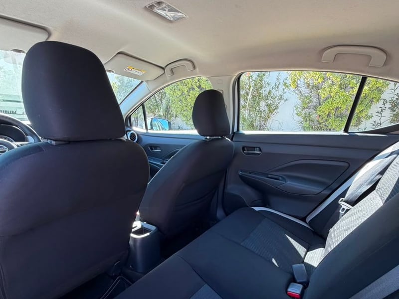 Nissan VERSA ADVANCE MT 2023 - Imagen 12 de 19