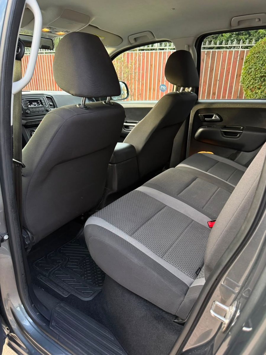 VOLKSWAGEN AMAROK TRENDLINE 2.0 TDI 2023 - Imagen 15 de 20