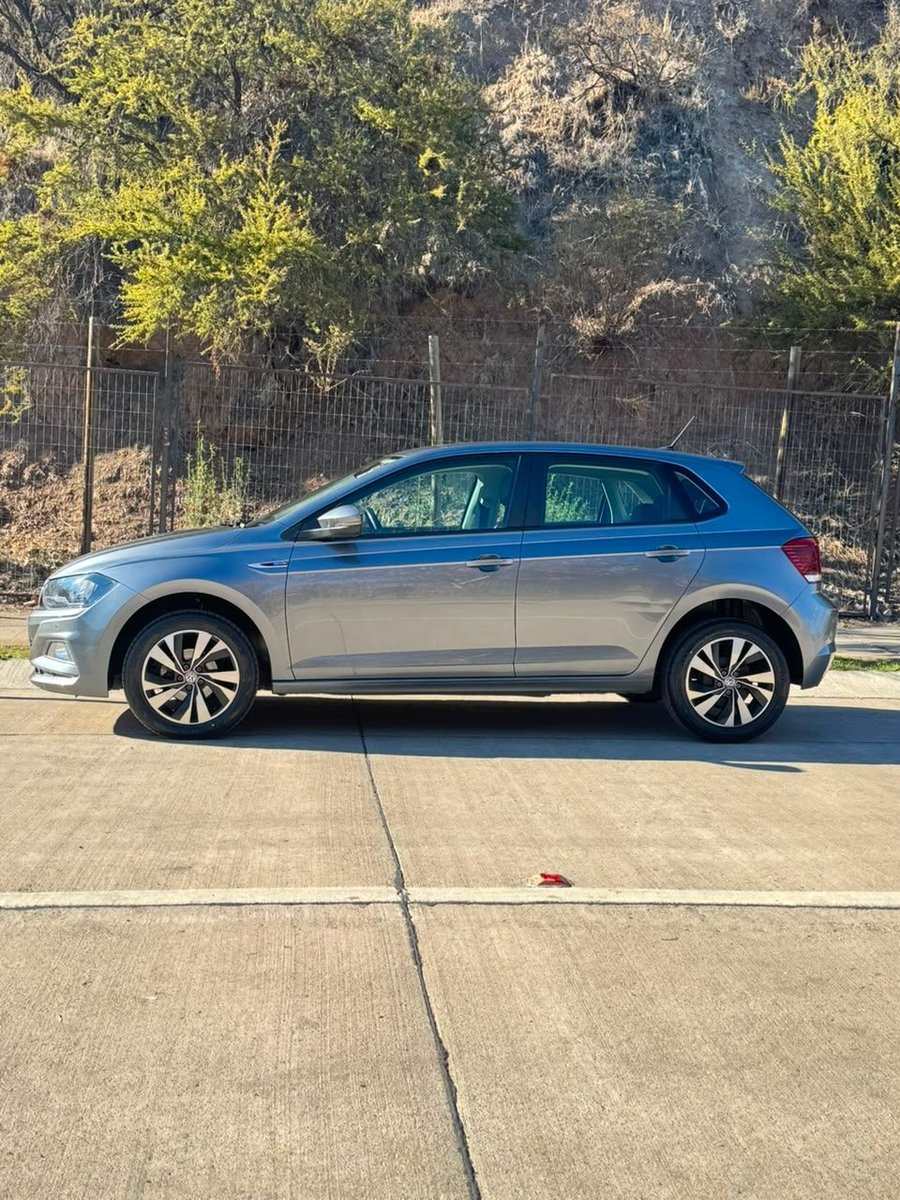 Volkswagen POLO 1.6 HIGHLINE MT 2021 - Foto 4 de 15