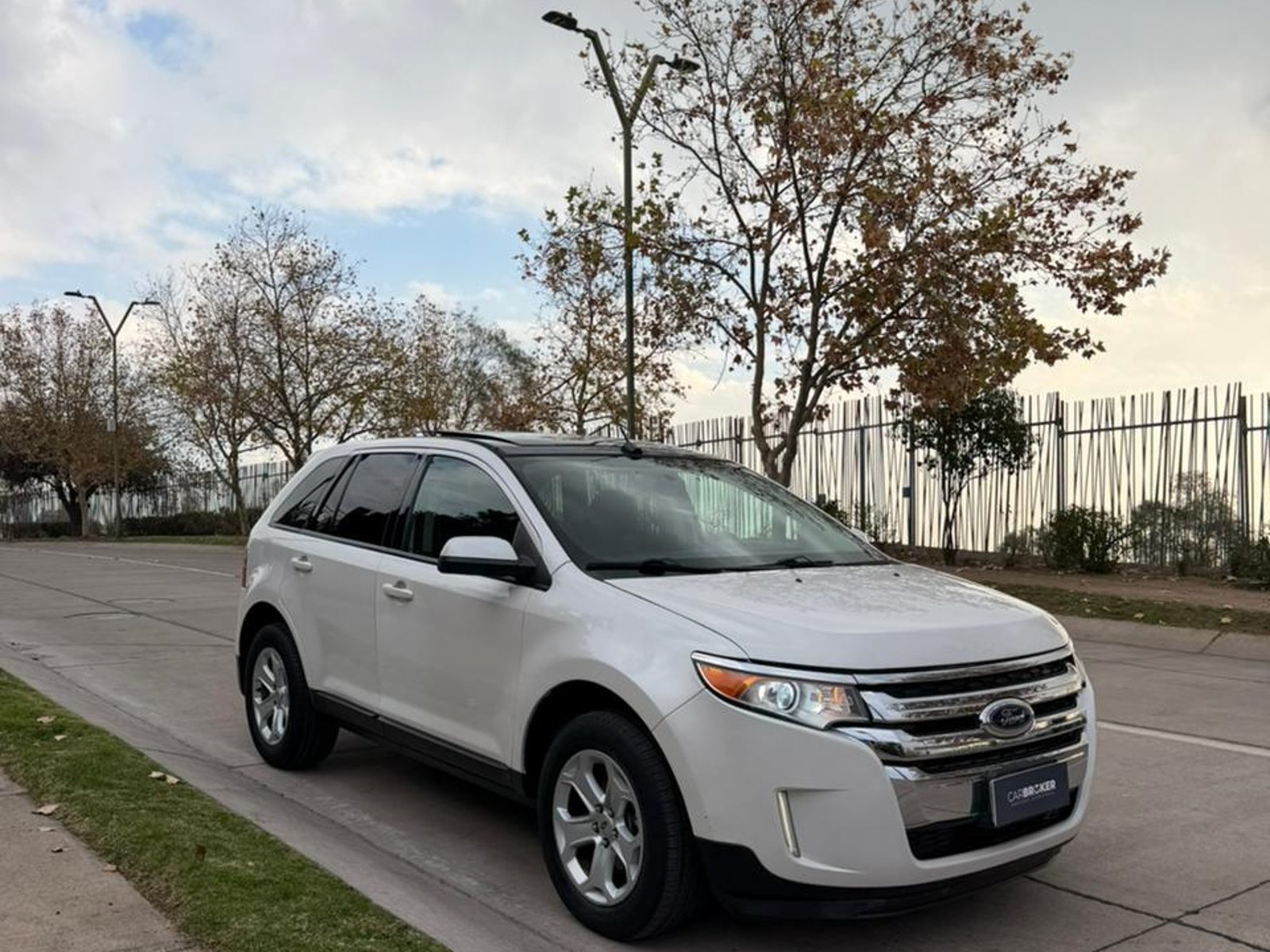 Ford EDGE SEL 3.5 v6 AWD 2015 - Foto 3 de 20