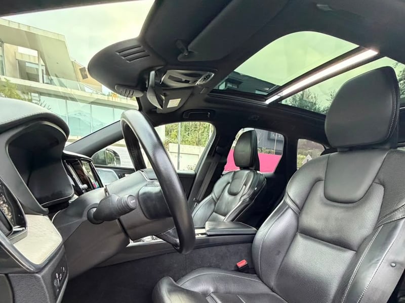 Volvo XC60 T8 RECHARGE INSCRIPTION 2019 - Imagen 12 de 20