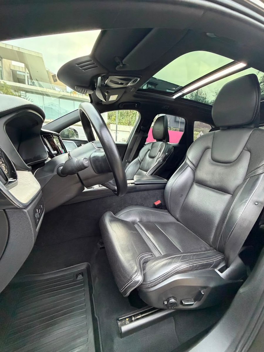 Volvo XC60 T8 RECHARGE INSCRIPTION 2019 - Imagen 12 de 20