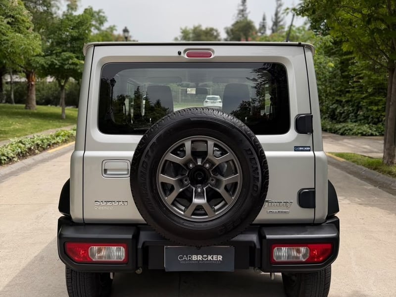 Suzuki JIMNY 1.5 GLX AT 4X4 2023 - Imagen 6 de 20