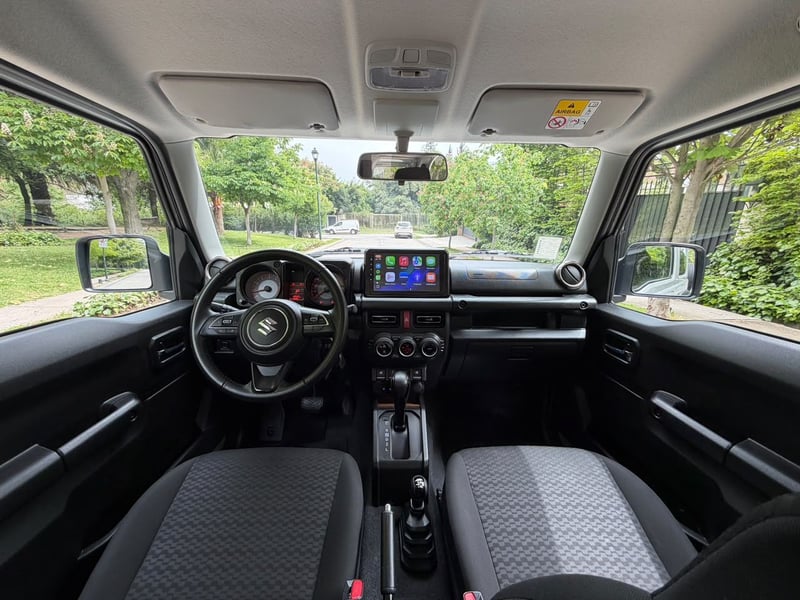 Suzuki JIMNY 1.5 GLX AT 4X4 2023 - Imagen 13 de 20
