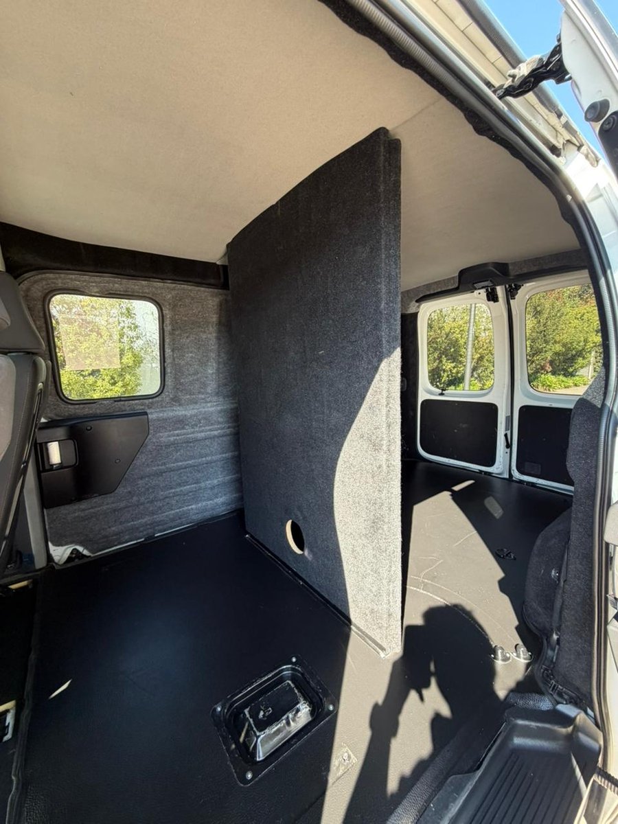 HYUNDAI STARIA CARGO 2022 - Imagen 13 de 16