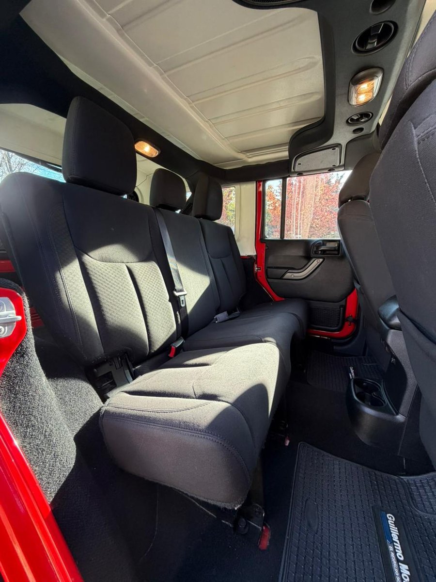 JEEP WRANGLER SPORT UNLIMITED 2018 - Imagen 11 de 18