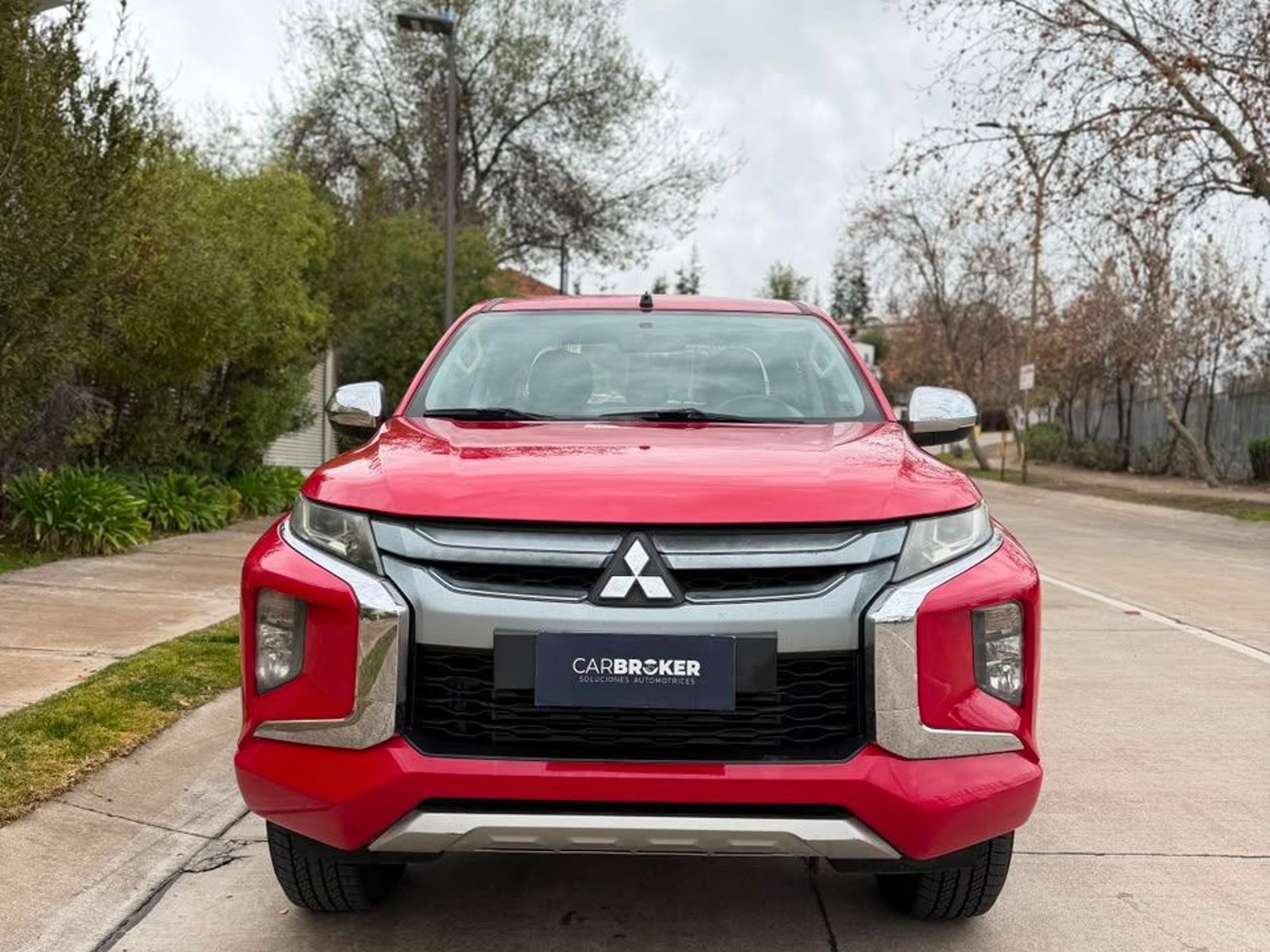Mitsubishi L200 KATANA 4X4 2024 - Foto 2 de 20