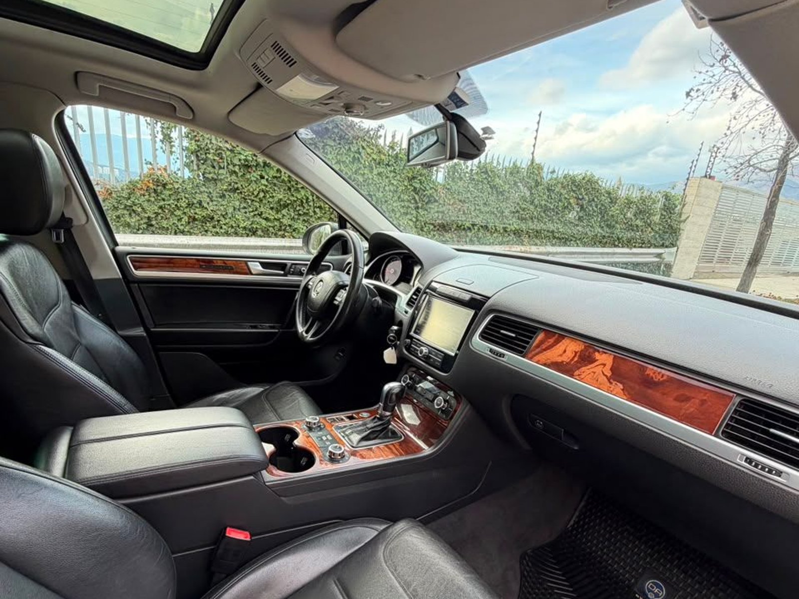 Volkswagen TOUAREG 3.0 V6 TDI 2012 - Foto 3 de 20