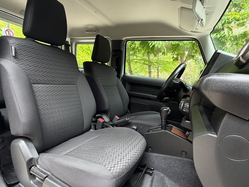 Suzuki JIMNY 1.5 GLX AT 4X4 2023 - Imagen 14 de 20