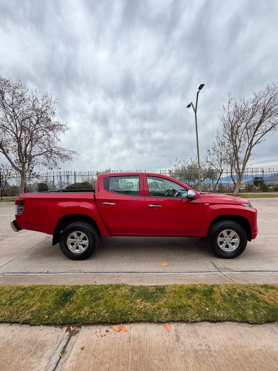 Mitsubishi L200 KATANA 4X4 2024 - Imagen 5 de 20