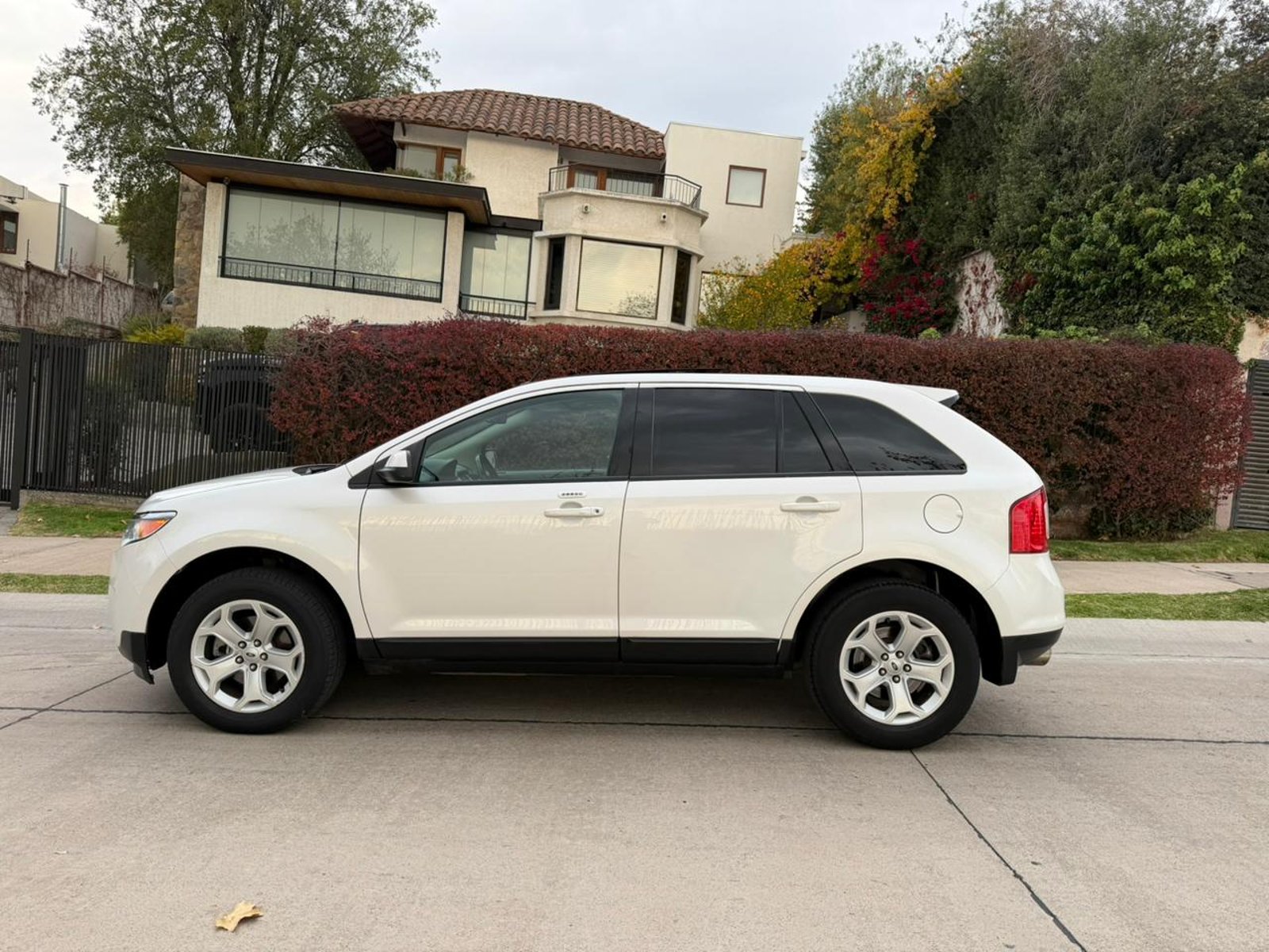 Ford EDGE SEL 3.5 v6 AWD 2015 - Foto 5 de 20