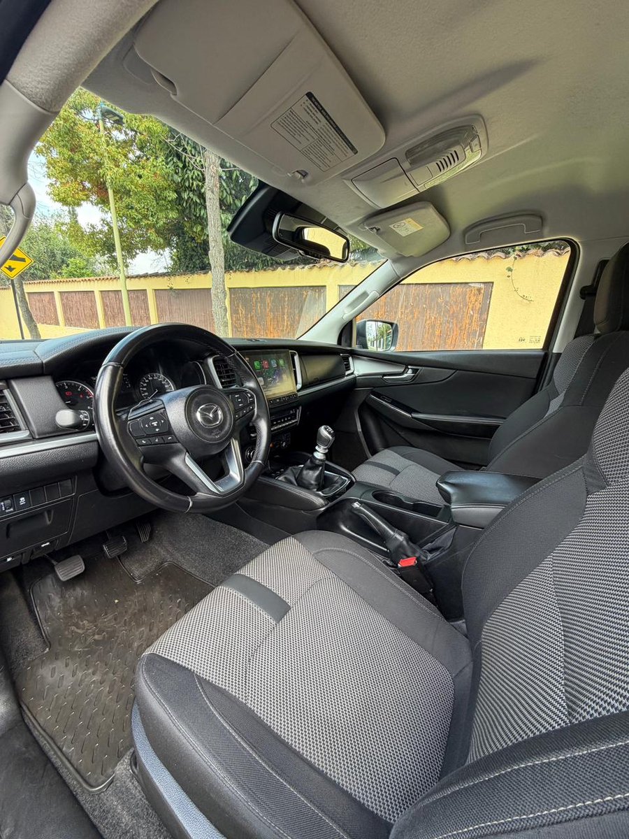 Mazda BT50 3.0 HIGH MT 2022 - Imagen 10 de 20