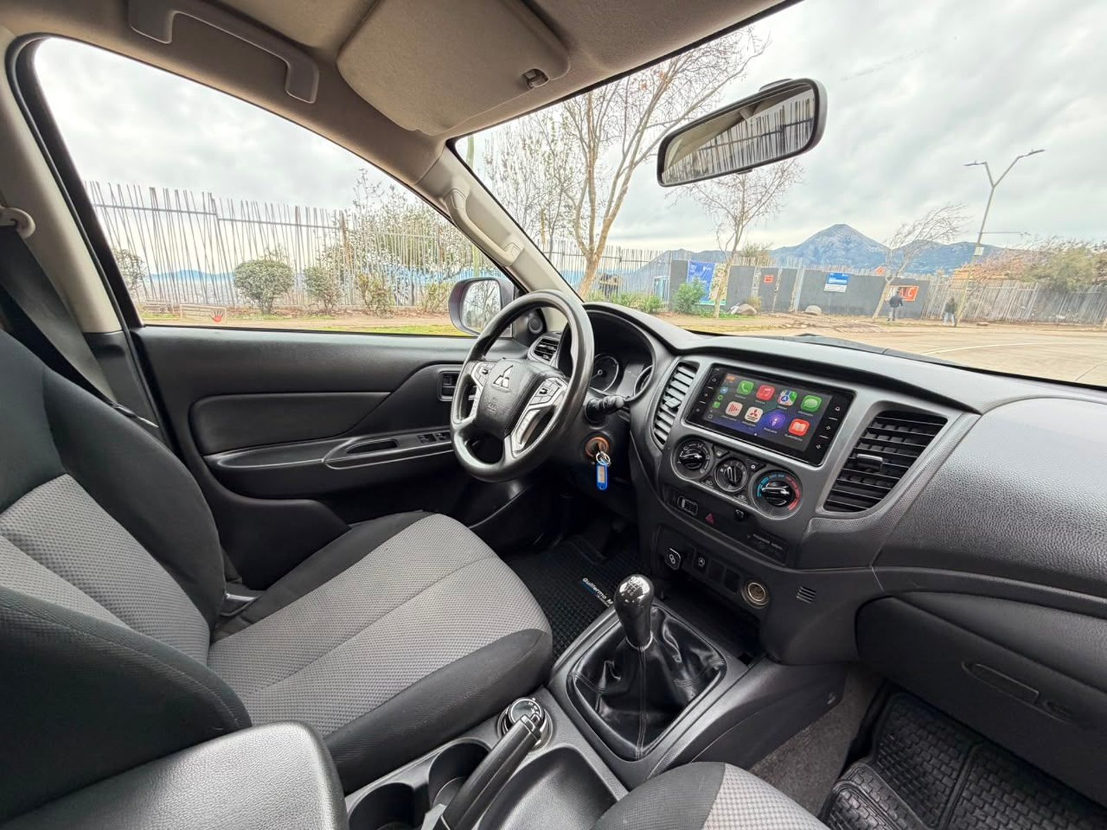 Mitsubishi L200 KATANA 4X4 2024 - Imagen 12 de 20